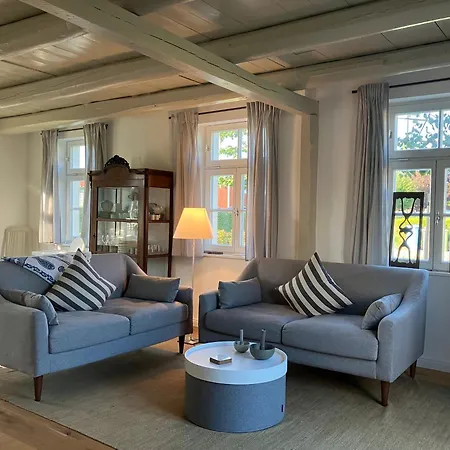 Haus Paradies Holiday home Dornum